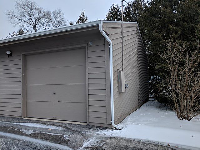 2nd image of 10640 N Highland Rd #1