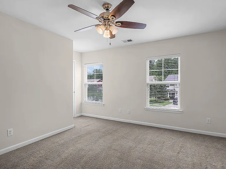 149 Tahoe Dr — Photo 42
