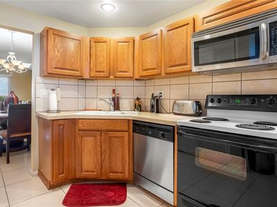 9101 W Sample Rd #704, Pompano Beach, FL, 33065