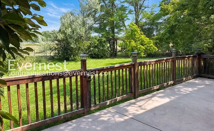 1808 Riverview Dr — Photo 26