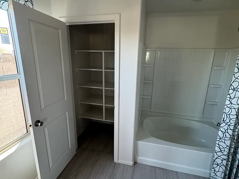 17580 W Oberlin Way — Photo 10