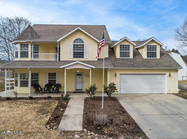 7151 N 16th St, Dalton Gardens, ID 83815