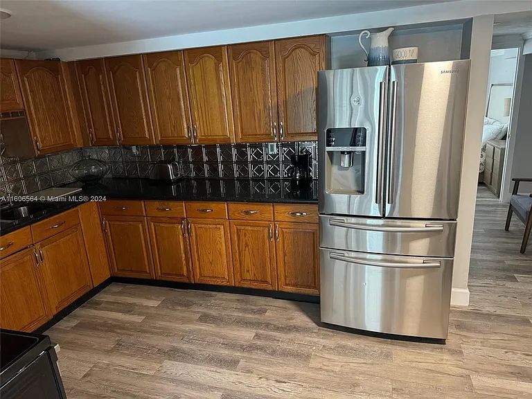 57 NE 24th St #63-A — Photo 3