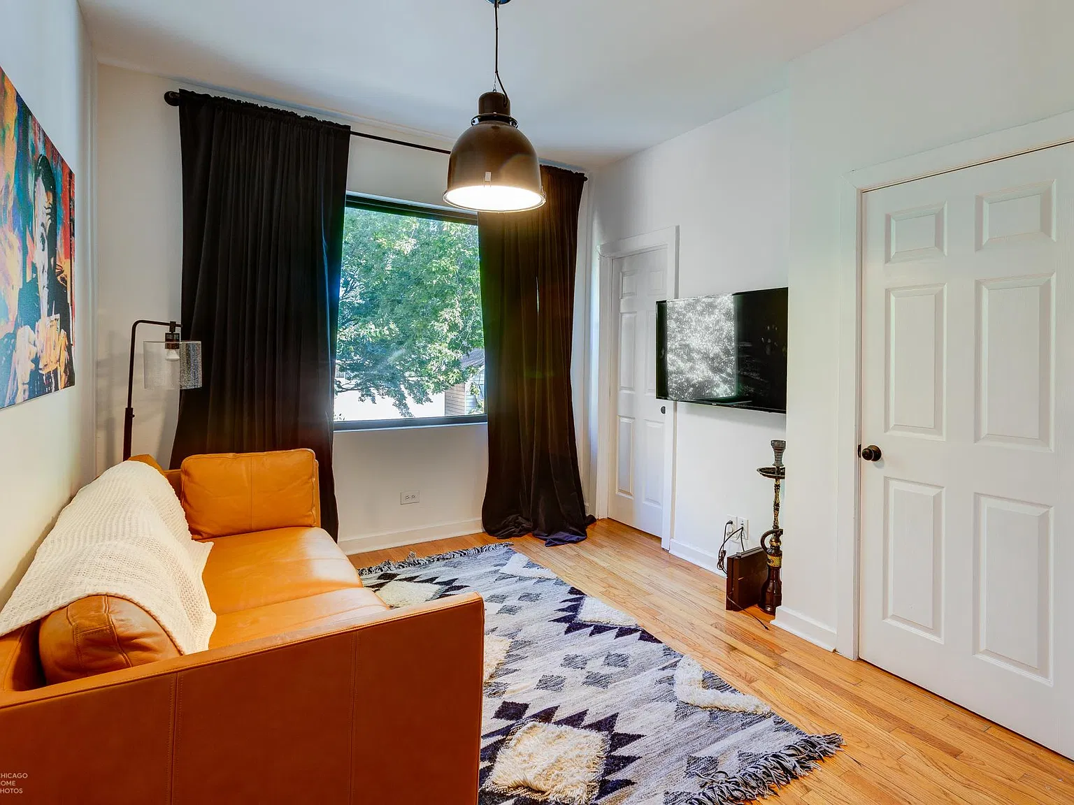 2811 S Hillock Ave — Photo 3