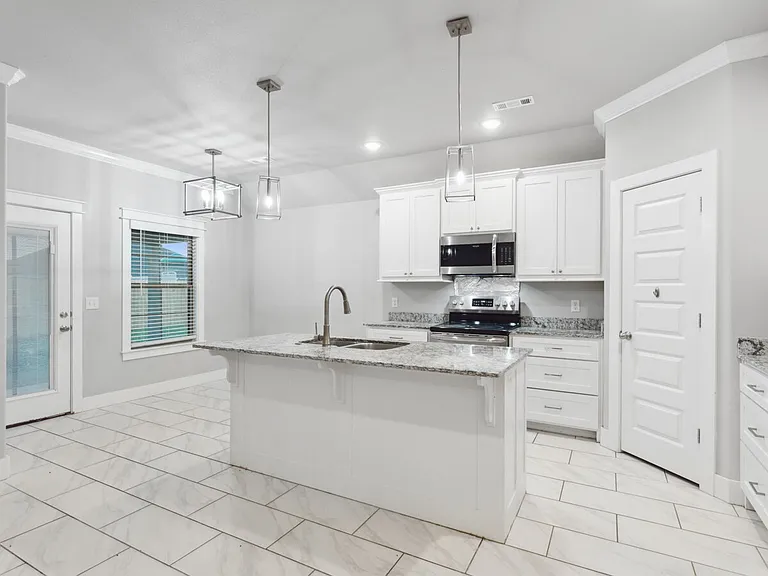 1902 E Endura Park Dr — Photo 5
