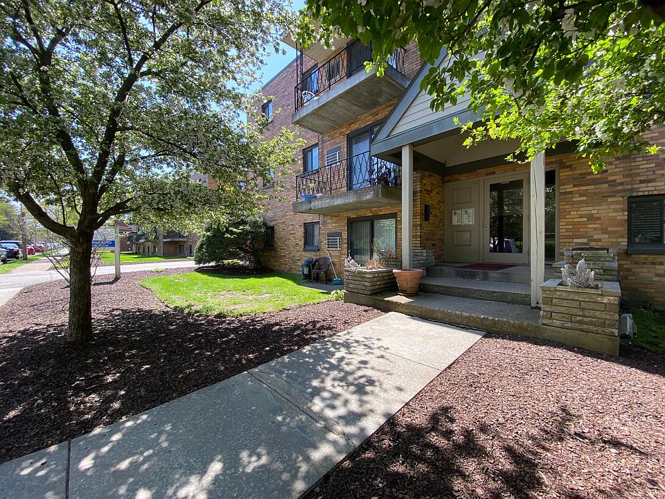 2nd image of 1449 Poplar St #07a09846a