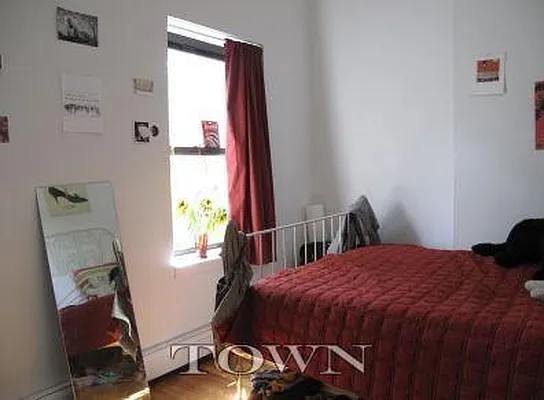 Rented by Town Residential | media 20