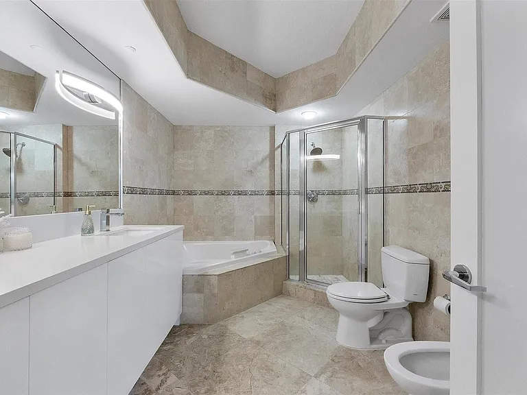 3100 N Ocean Dr #406 — Photo 15