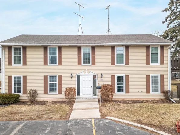 3901 Country PLACE #D, Sheboygan, WI 53081