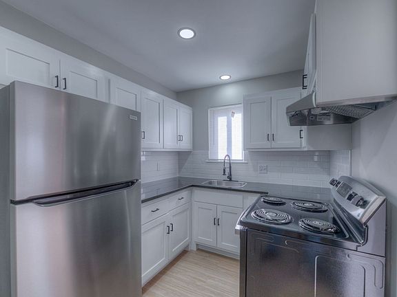 3rd image of 5214 E 47th Pl #5e3c71a1e