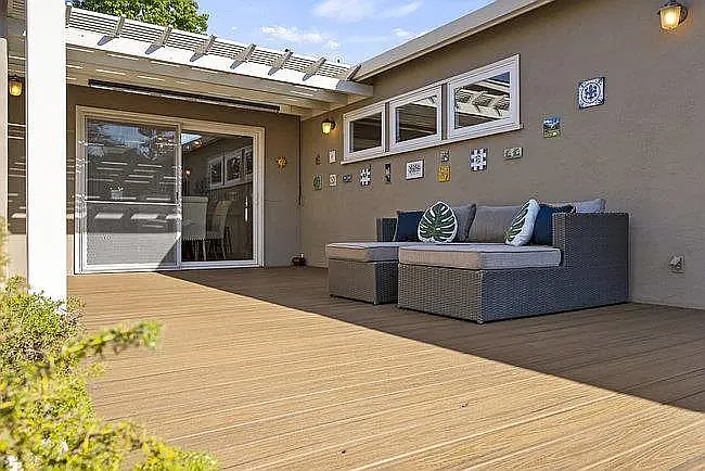 380 Wilton Ave — Photo 22