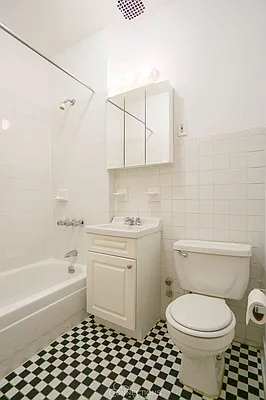 Rented by City Connections Realty | media 22