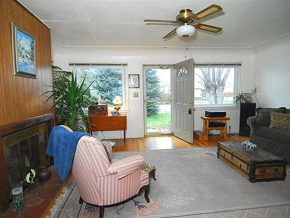 Living Room - 2nd View