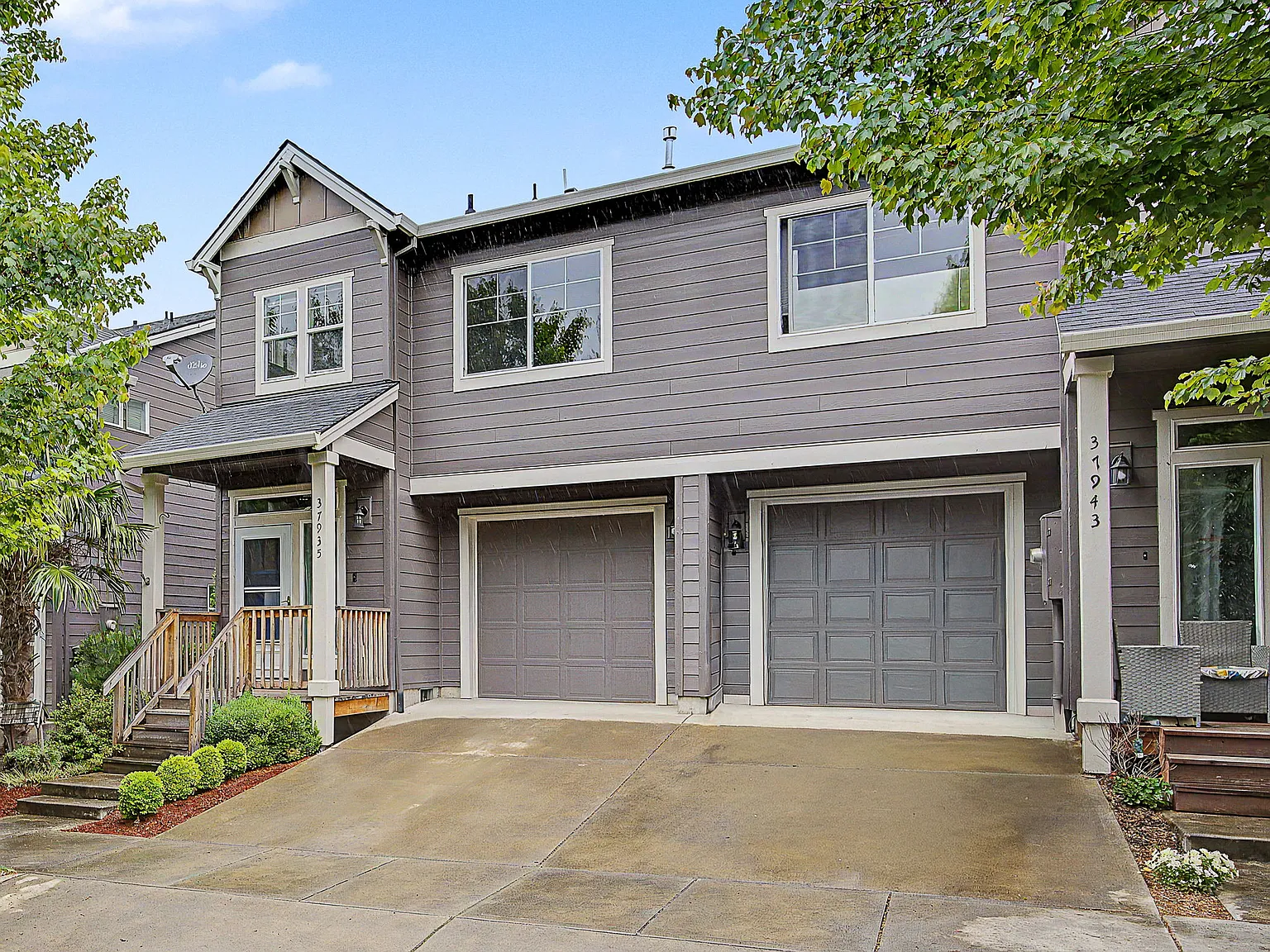 3 bed, 2.5 bath, 1516 sqft, $2,950 — Photo 2
