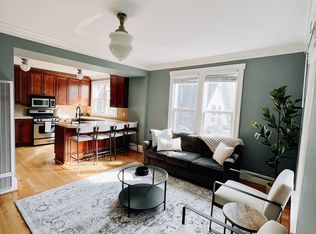 523 12th Ave E #3, Seattle, WA 98102