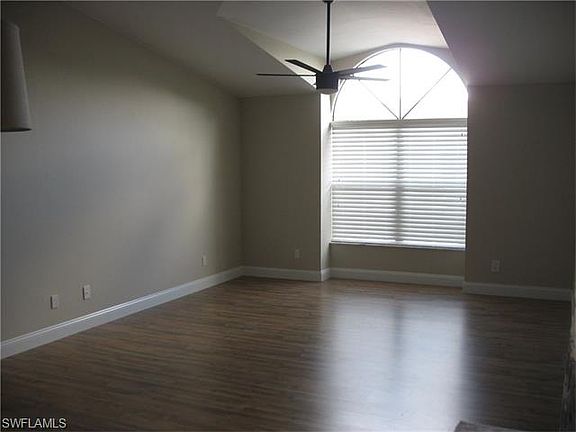 3rd image of 13211 Whitehaven Ln APT 1508