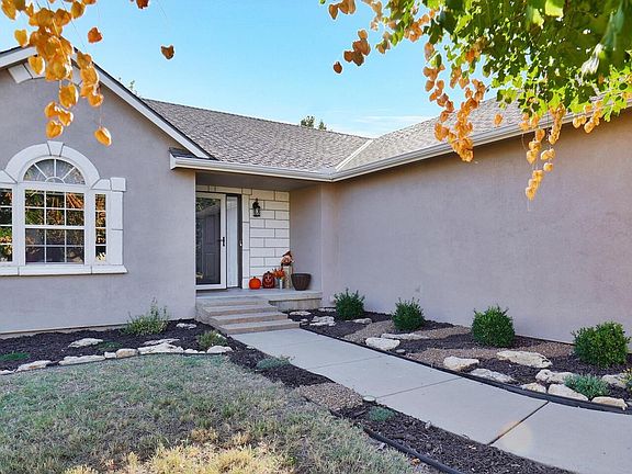 2nd image of 4874 E Willow Point Ct