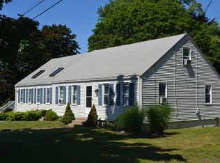 97 Hatch St, Mystic, CT 06355