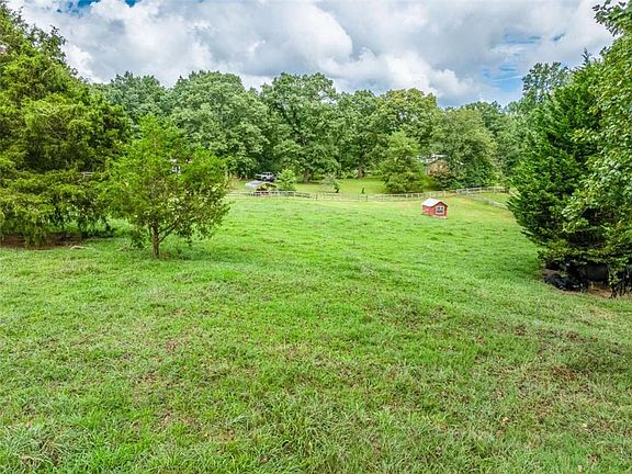 5th image of 6223 Hulsey Rd