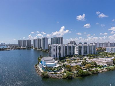 3370 NE 190th St #1815, Miami, FL, 33180