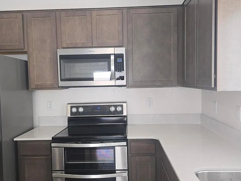 24050 W Flores Dr — Photo 9