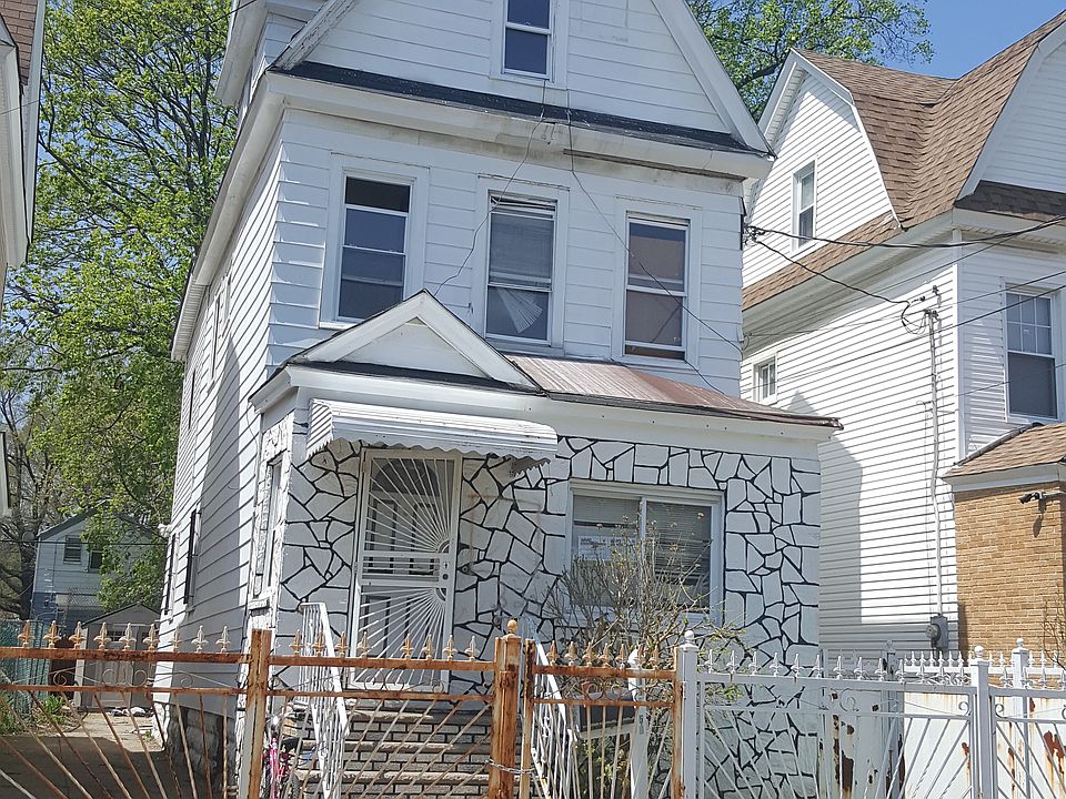 1st image of 11756 140th St