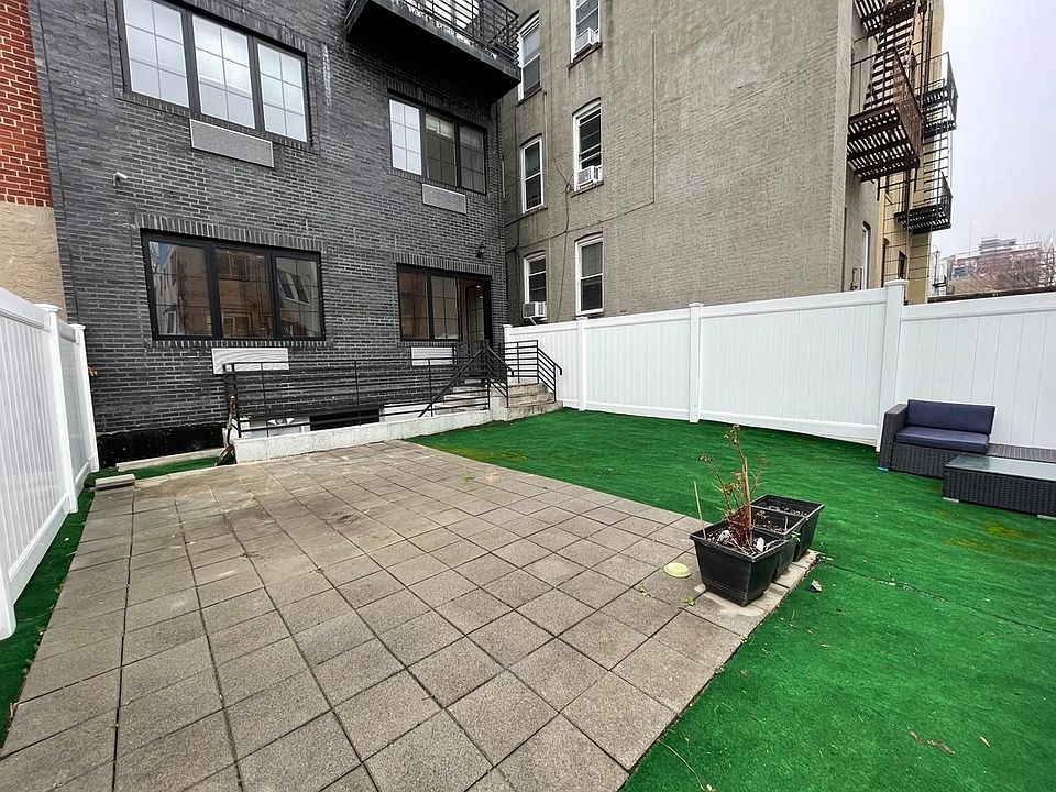 1st image of 14-18 31st Ave #1R