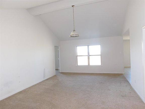3rd image of 213 Kennedy Dr