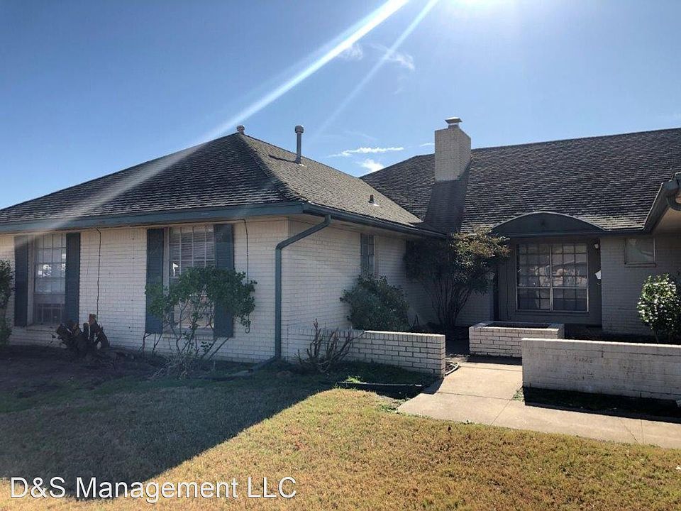 1st image of 4700 NW 26th St