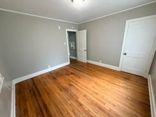 2 bed, 1.0 bath, 916 sqft, $950 — Photo 3