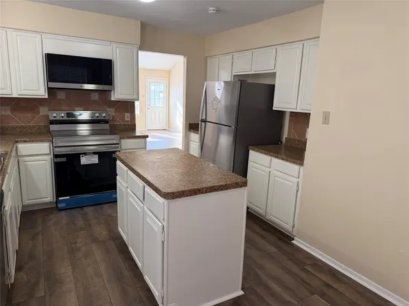 9 Dewthread Ct, Spring, TX 77380