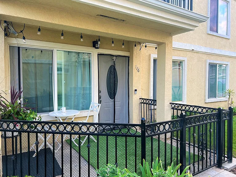 Rancho Coronado Condos — Photo 14