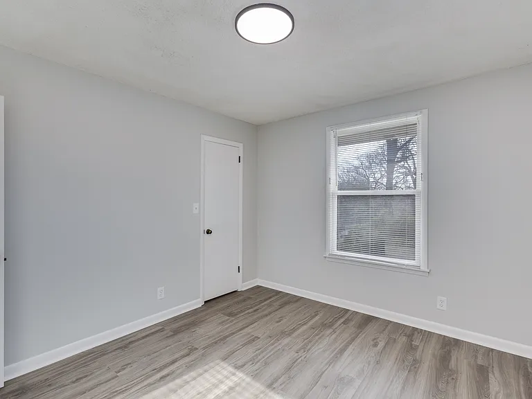 1032 Hickory Hill Ln — Photo 23