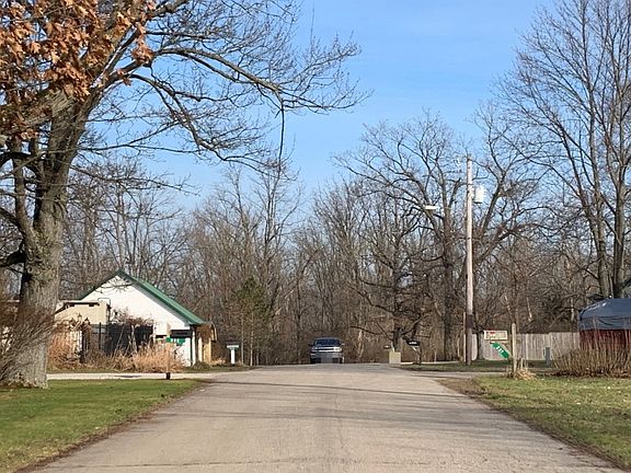 4th image of 227 Township Road 481