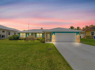 522 SW Pine Tree Ln, Palm City, FL 34990