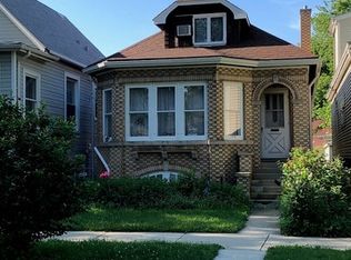 5719 W Berenice Ave, Chicago, IL 60634