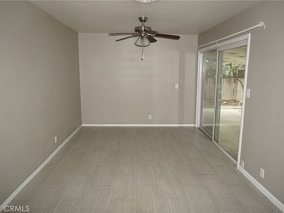3rd image of 23 Leslie Ln