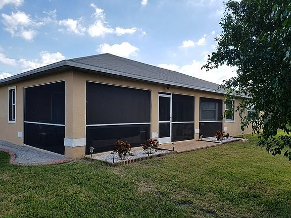 4th image of 2606 SW 23rd Ave
