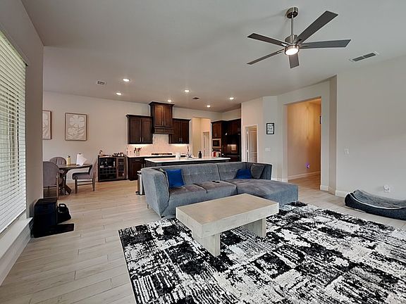 2nd image of 335 Chapel Hill Dr