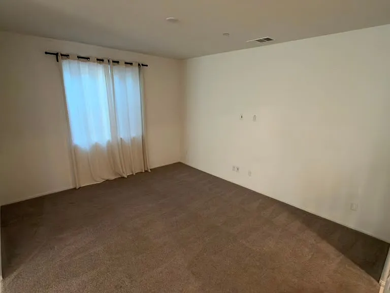 10610 Sariah Skye Ave — Photo 37