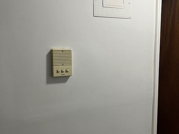 5th image of 1109 Eastern Pkwy #93-300