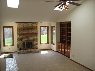 3rd image of 8543 Chateau Dr NW