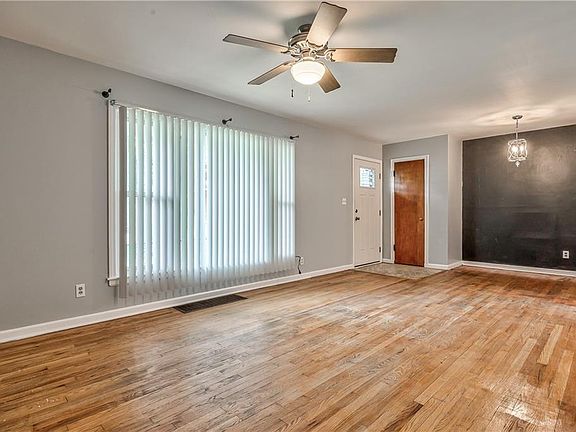 5th image of 10408 E 28th Ter S