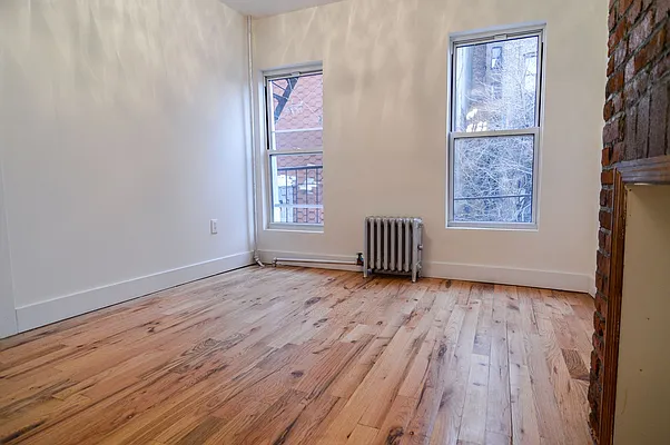 Rented by Nooklyn NYC LLC | media 9