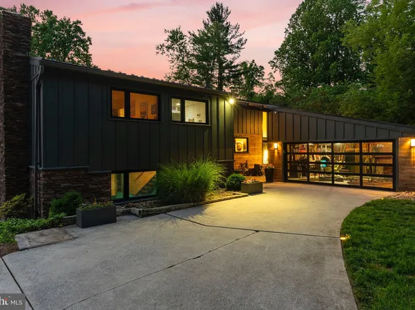 4304 Starview Ct, Glen Arm, MD 21057