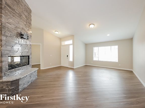 4th image of 8832 W Acapulco Ln