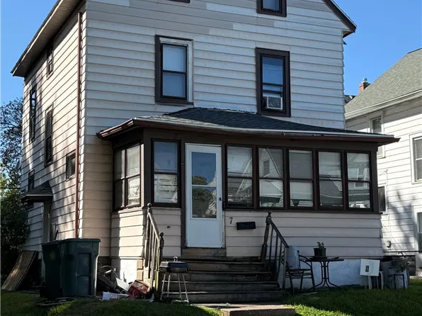7 Marigold St, Rochester, NY 14615