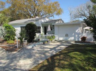 2610 47th St S, Gulfport, FL 33711