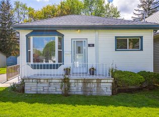 93 Barker St, London, ON N5Y 1X8