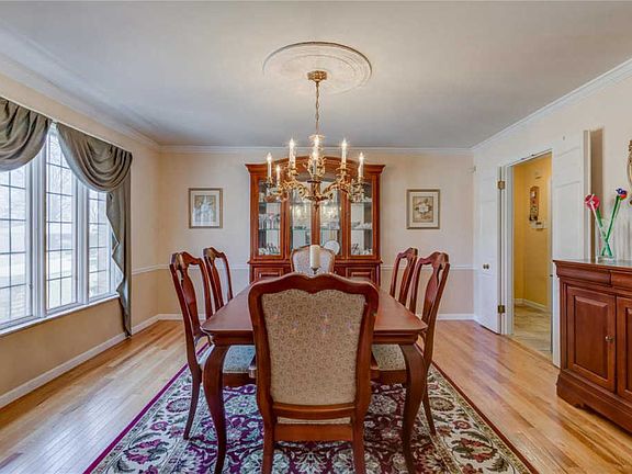 5th image of 8815 Woodfox Dr